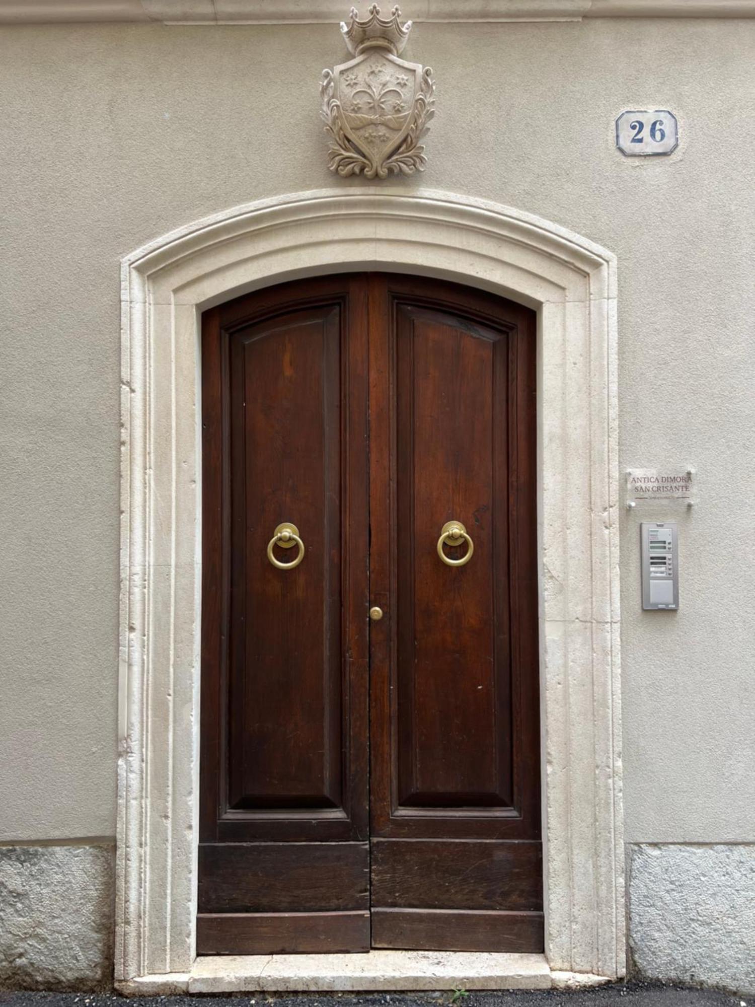 Antica Dimora San Crisante - Centro Storico LʼAquila Exterior foto