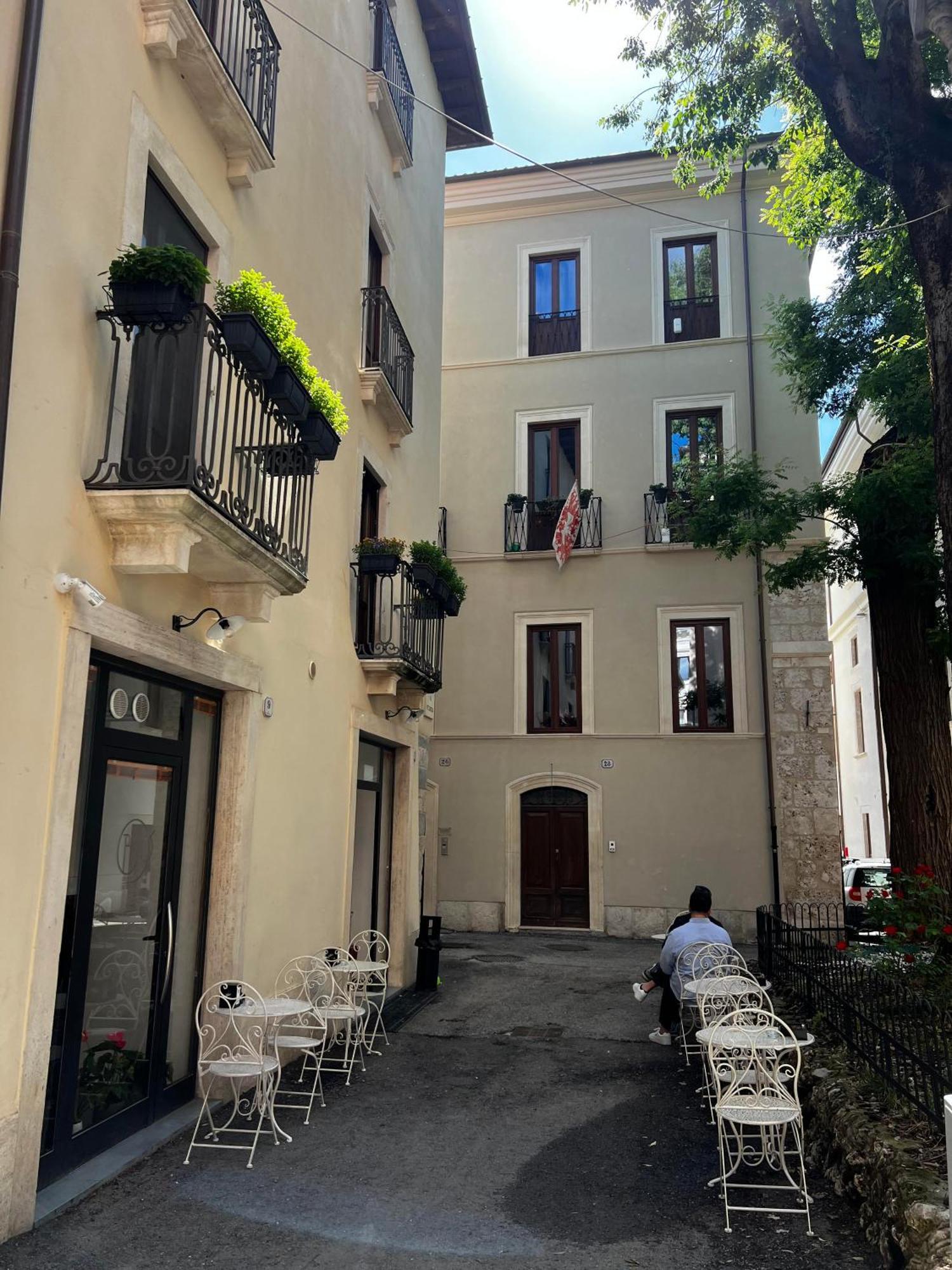 Antica Dimora San Crisante - Centro Storico LʼAquila Exterior foto